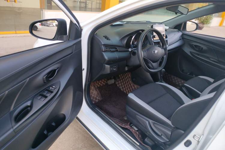 Used Toyota YARiS L Zhi Xuan 2020 X-Trail X 1.5L CVT Leading Edition