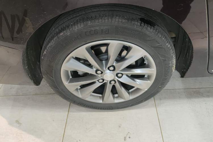 Used Buick GL8 2022 Facelifted Avenir Aivia 7-Seater Premium Edition