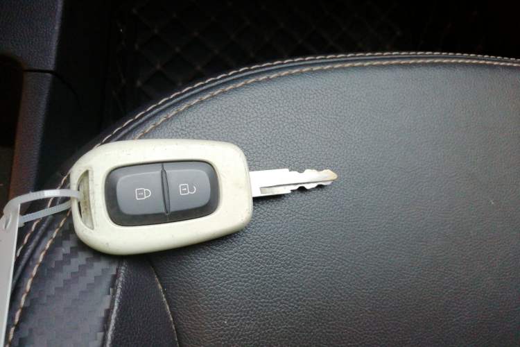 Used Dongfeng NAMMI BOX 2022 Champion Edition Light Wind Version 201KM Standard Model
