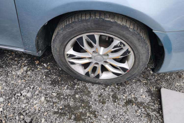 Used Geely Auto Emgrand 2014 Sedan 1.3T CVT Elite Model
