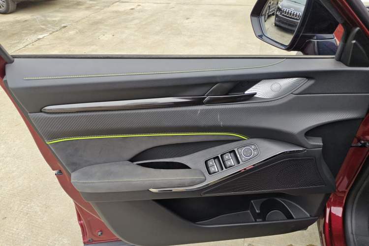 Used Haval H6S 2022 2.0T All-Wheel-Drive Trendy Sports Edition