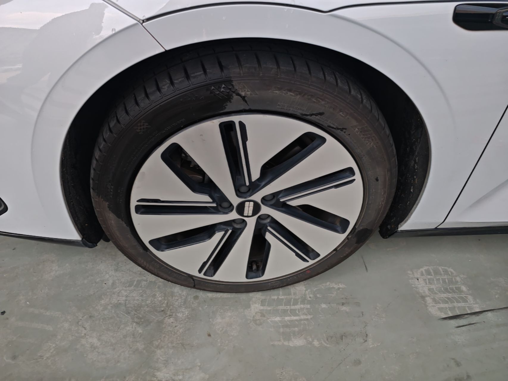 Geely Galaxy E8 2024 550 km Range Rear-Drive MAX — снимка 10