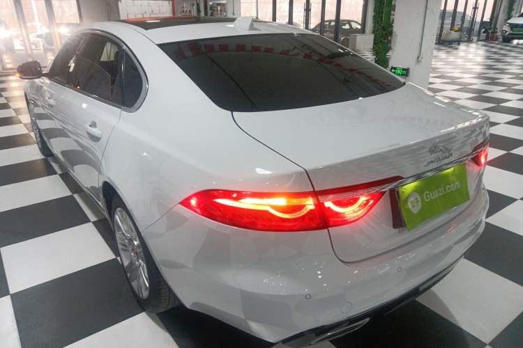 Used Jaguar XFL 2020 XFL 2.0T P200 Two-Wheel-Drive Elite Edition Rear Left 45 Deg