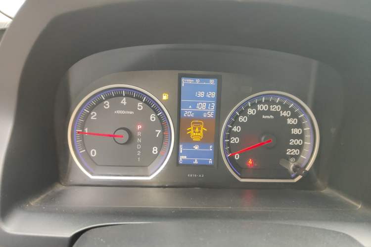 Used Honda CR-V 2010 2.4L automatic four-wheel drive luxury version Instrument Cluster