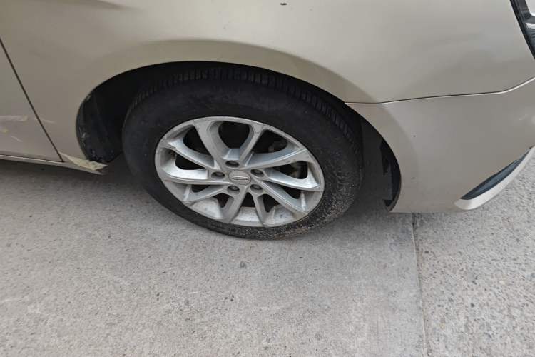 Used Geely Auto Emgrand 2021 UP 1.5L CVT Advanced Edition Right Front Wheel Hub