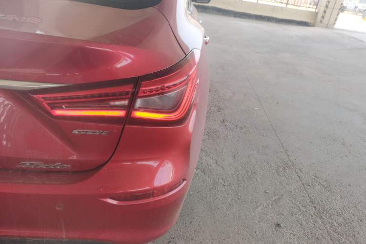 Used CHANGAN Eado 2019 High-Energy Edition 1.6L GDI Automatic Pioneer Model China VI Standard
