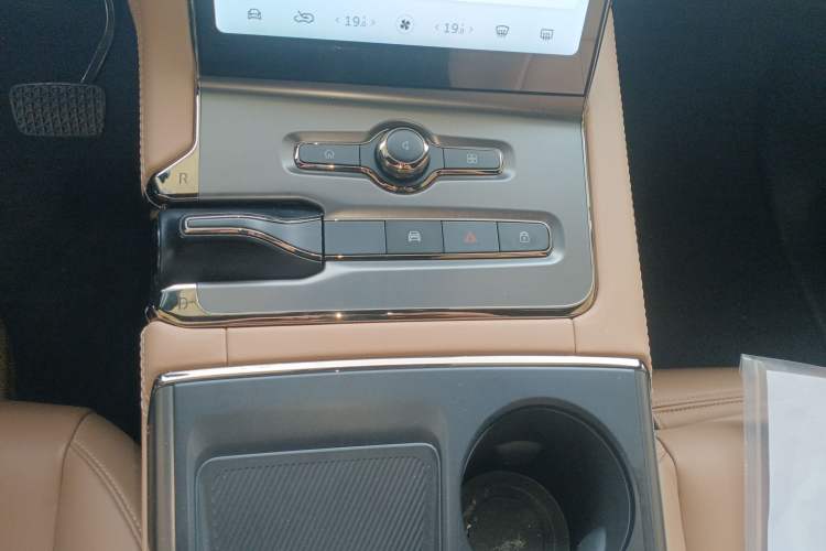 Used Nio ES6 2020 600 km Sport Edition Gear Lever