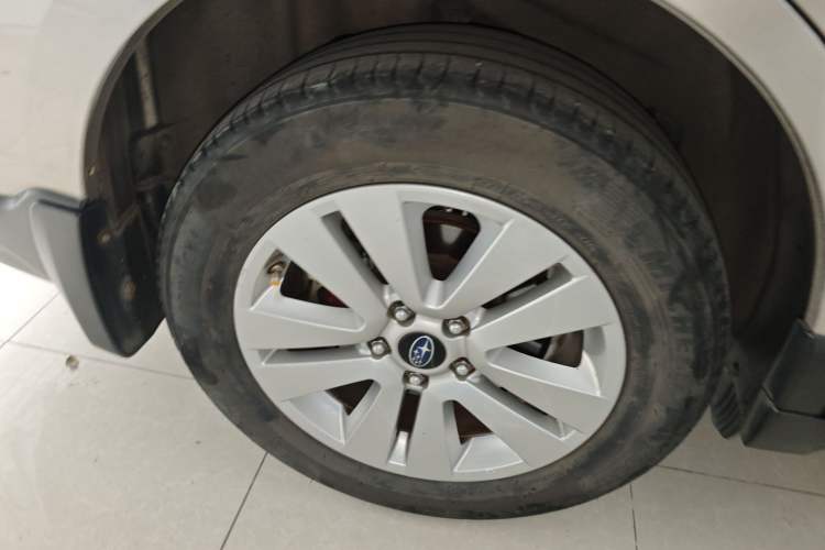 Used Subaru Outback 2015 2.5i Luxury Navigation Edition Right Rear Wheel Hub