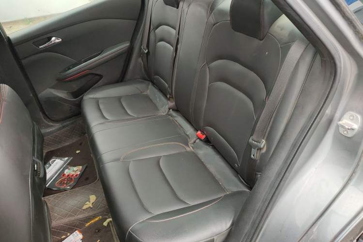 Used Chevrolet Monza 2019 RS 330T Automatic Comfort Edition China VI Standard Left Rear Seat