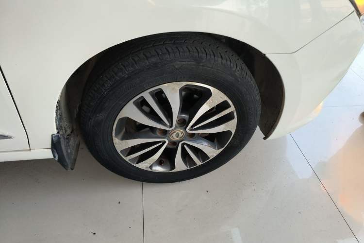 Used Dongfeng Aeolus A60 2016 1.6L Automatic Luxury Model

