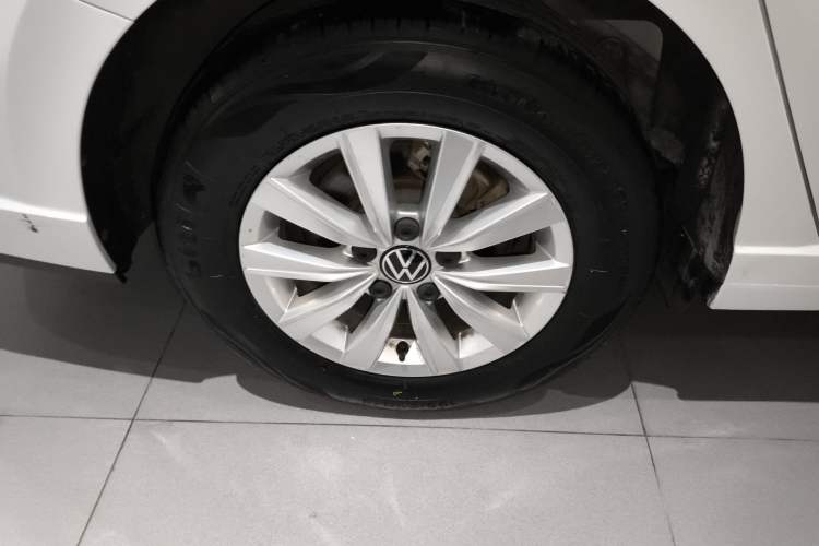 Used Volkswagen Lavida 2023 Revised 1.5L Automatic DeYi Edition