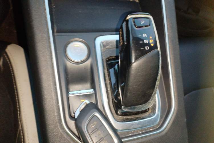 Used Dongfeng Aeolus E70 2023 500 Smart Edition Lithium Iron Phosphate 48.6 kWh 120 kW