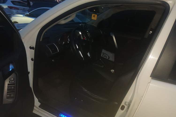 Used Toyota Prado 2016 2.7L Automatic Luxury Edition
