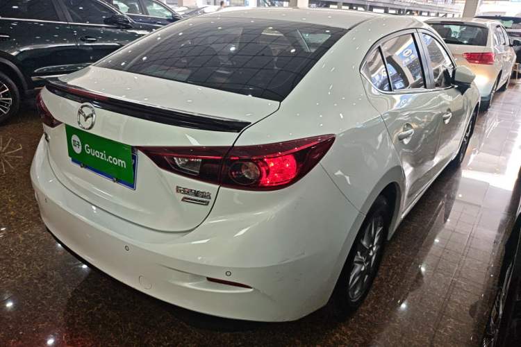 Used Mazda 3 Axela 2017 Sedan 1.5L Automatic Comfort Model China VI Standard Rear Right 45 Deg