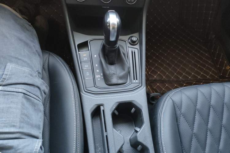 Used Volkswagen Lavida 2023 Revised 1.5L Automatic DeYi Edition