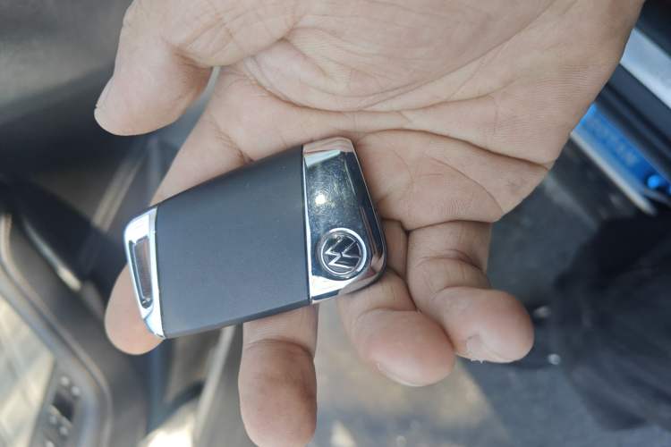 Used Volkswagen Magotan 2023 2 Million Units Commemorative Edition 330TSI DSG Luxury Version Interior 1