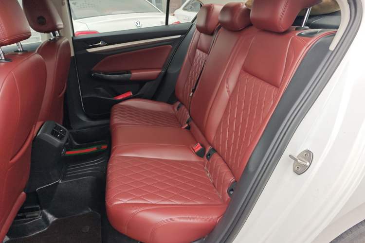 Used Volkswagen Bora 2020 1.5L Manual Fashion Edition