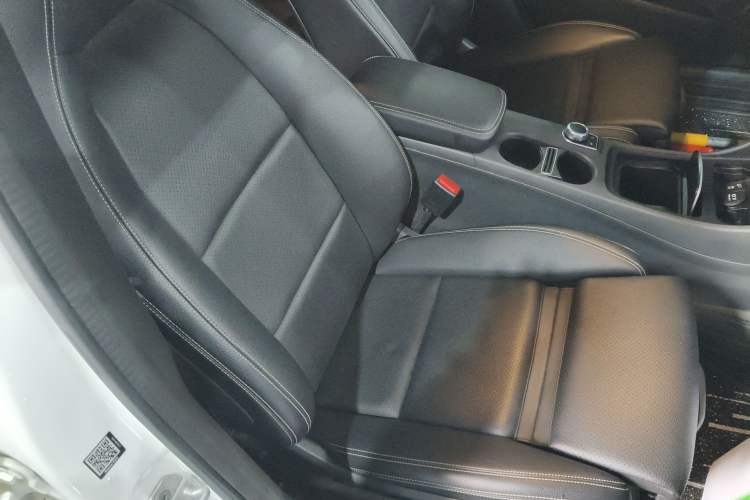 Used Mercedes-Benz GLA 2017 GLA 200 Fashion Model
