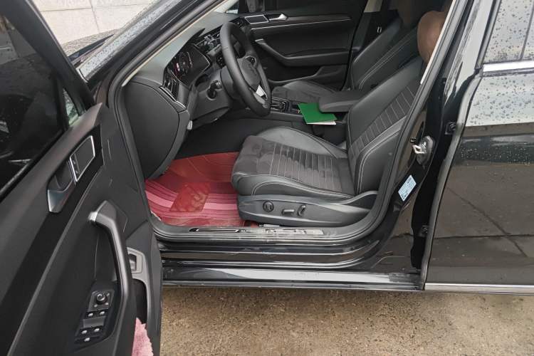 Used Volkswagen Magotan 2020 330TSI DSG Luxury Edition
