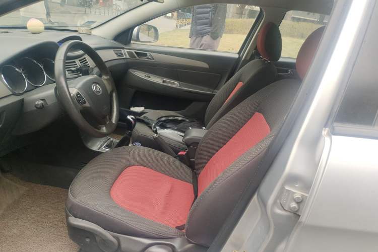 Used Dongfeng Aeolus H30 2012 CROSS 1.6L Manual Luxury Model