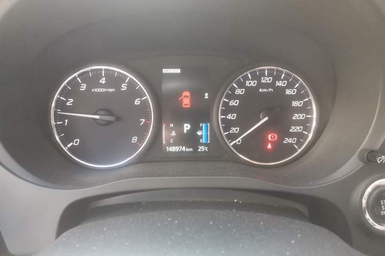 Used Mitsubishi Outlander 2013 2.4L 4x4 Luxury Navigation Edition 5 Seats