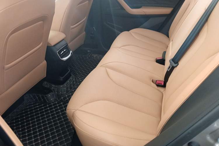 Used Roewe RX5 2023 1.5T Luxury Sliding-Screen Version