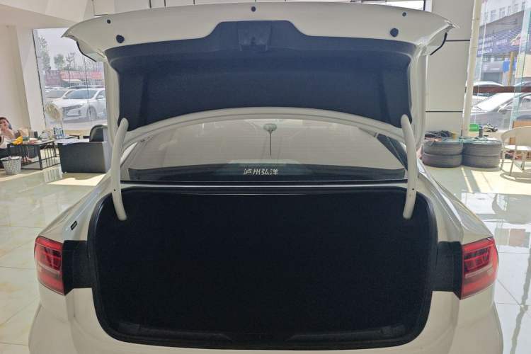 Used Volkswagen Lamando 2021 Revised Version 280TSI DSG Comfort Edition Trunk