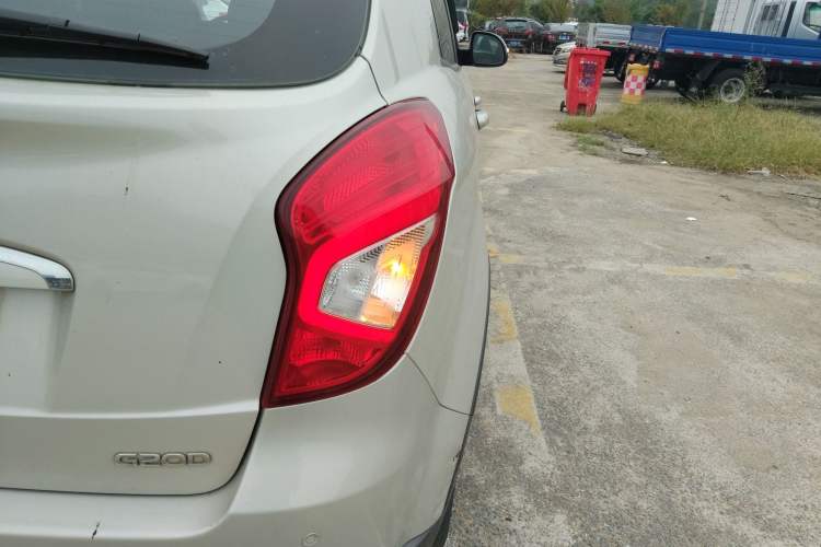 Used SsangYong Korando 2014 2.0L Gasoline Two-Wheel Drive Manual Comfort Navigation Edition
