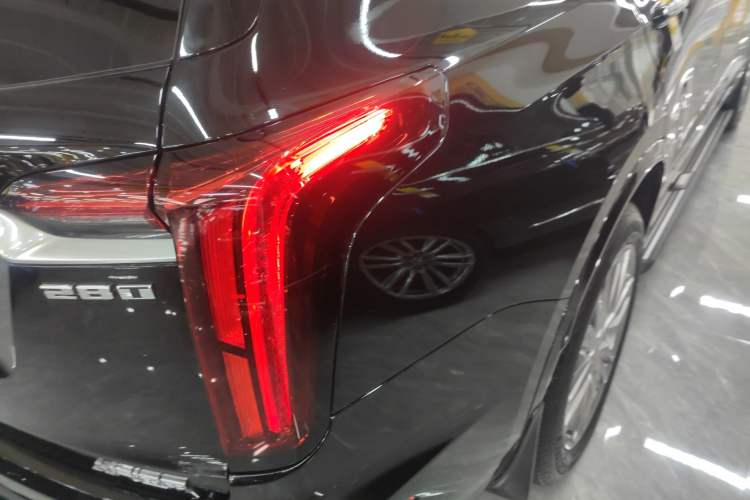 Used Cadillac XT6 2021 2.0T Six-Seater Four-Wheel-Drive Luxury Version