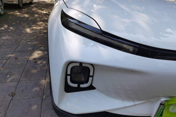 Used Geometry E Firefly 2024 301km Flowing Light
