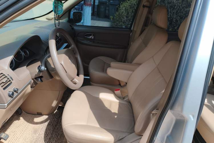 Used Buick GL8 2014 2.4L Classic Edition