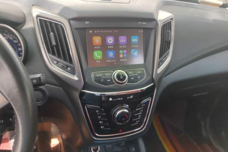 Used CHANGAN CS35 2017 1.6L Automatic Luxury Model Audio And AC Panel