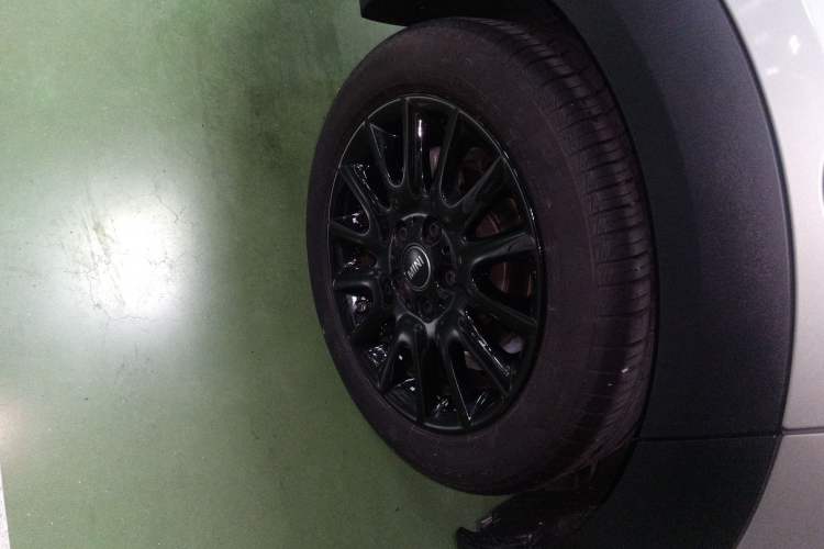 Used MINI 2023 1.5T ONE Five-Door Edition Exterior 5