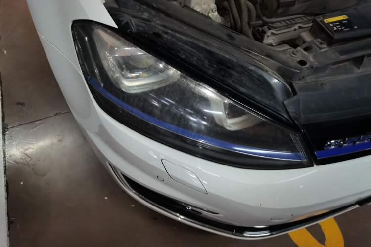 Used Volkswagen Golf New Energy 2015 GTE model Right Front Headlight