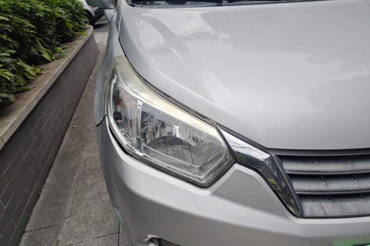 Used Venucia D50 2012 1.6L Automatic Prestige Edition