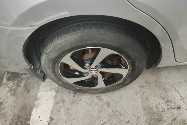 Used Toyota Levin 2017 Revised Dual-Engine 1.8H GS E-CVT Elite Sunroof Version China V Standard
