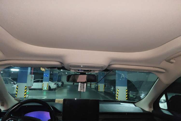 Used Lincoln Nautilus 2021 2.0T Four-Wheel Drive Luxury Edition Headliner