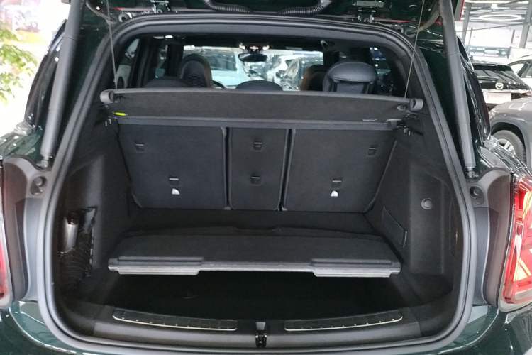 Used MINI JCM COUNTRYMAN 2022 2.0T JOHN COOPER WORKS ALL-IN Trunk