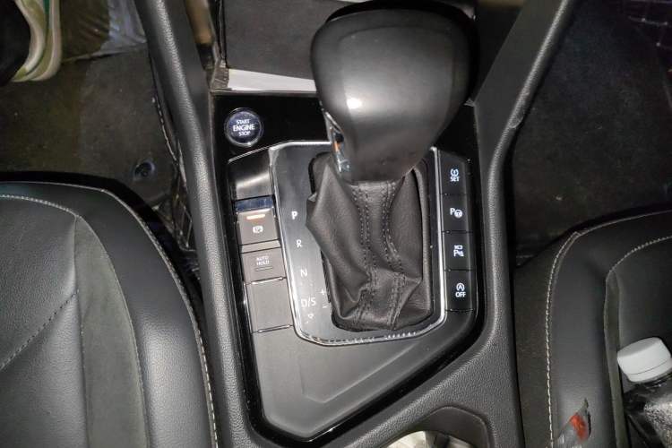 Used Volkswagen Tiguan L 2021 330TSI Automatic Two-Wheel Drive R-Line Enhanced Edition Gear Lever