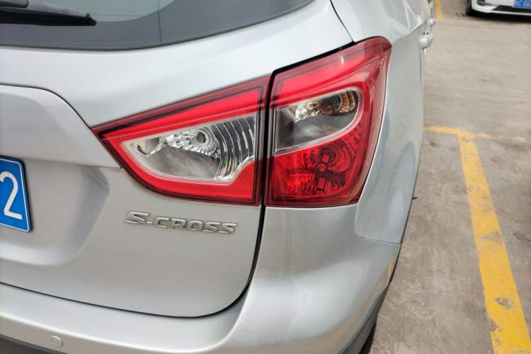 Used Suzuki S-Cross 2014 1.6L CVT Two-Wheel Drive Elite Version Right Rear Taillight