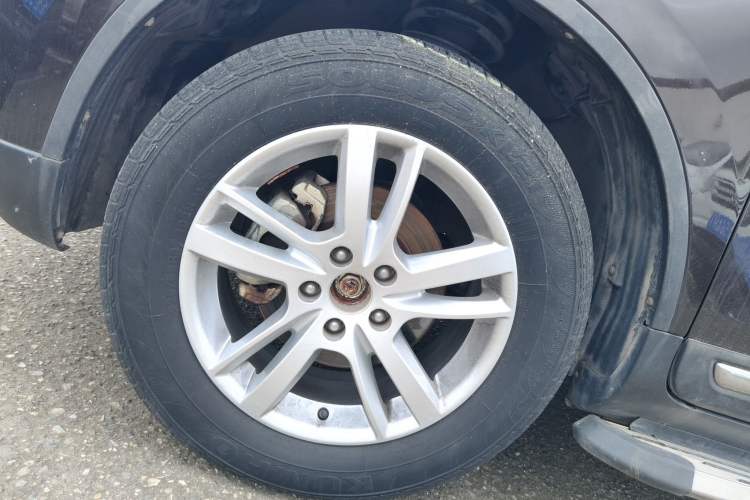 Used Yema T70 2016 1.8T CVT Elegant Model Left Front Wheel Hub