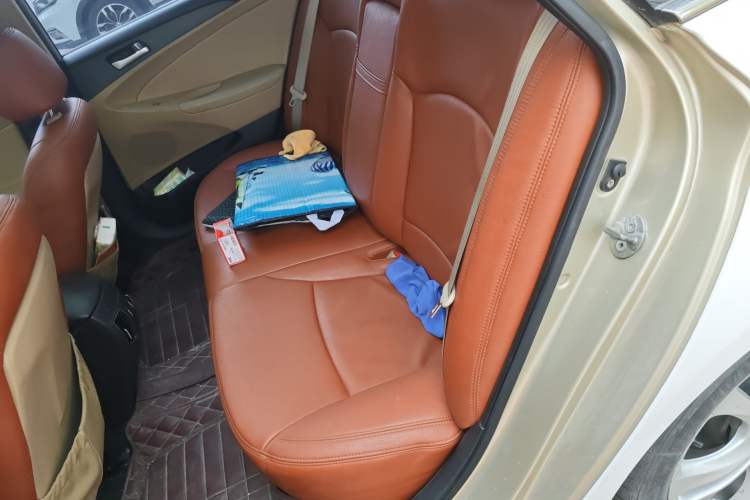 Used Hyundai Sonata 2011 2.0L Automatic Leading Edition