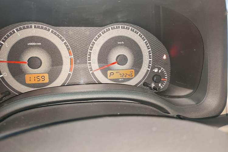 Used Toyota Corolla 2012 Luxurious Edition 1.8L CVT GL-i
