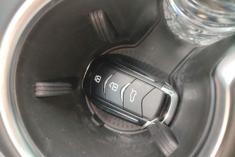 Used Landian E5 PLUS 2025 165 km Long-Range Version PLUS 7-Seater