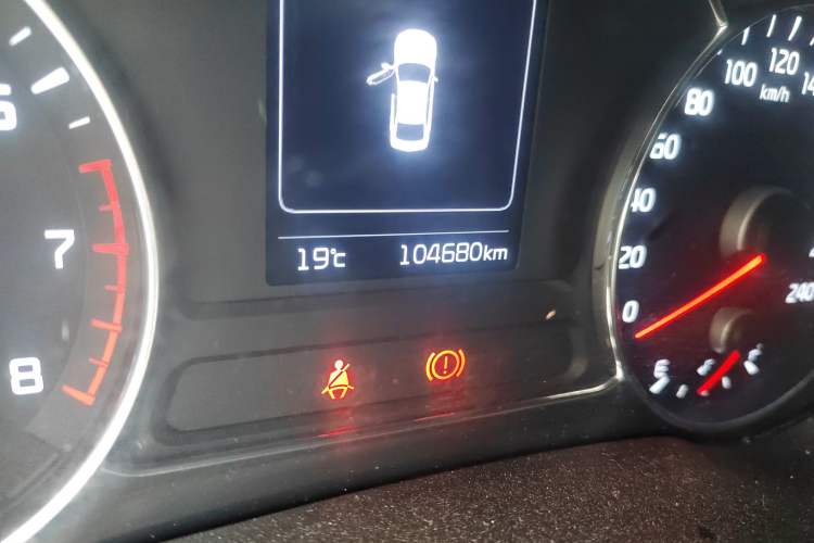 Used Kia K3 2016 1.6L Automatic with Sunroof
