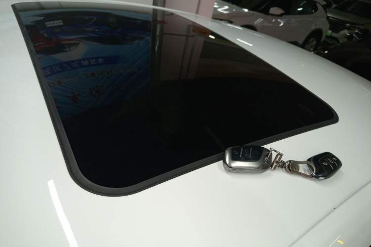 Used MG 5 Scorpio 2022 1.5T Trophy Sport Luxurious Edition
