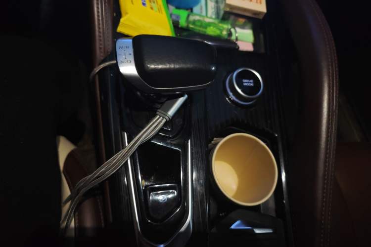 Used Geely Auto Monjaro L 2021 2.0TD High-Power Automatic All-Wheel Drive Luxury Version Gear Lever