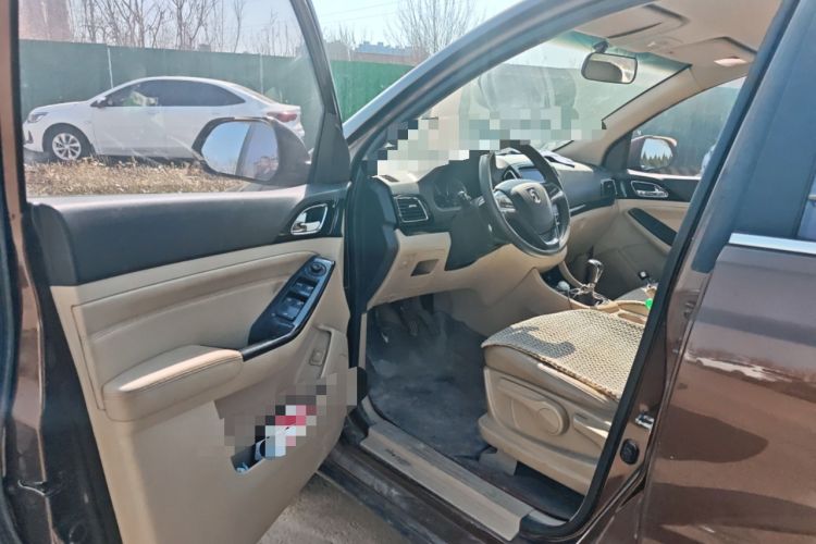 Used Baojun 730 2014 1.5L manual Comfort ESP version 7 seats