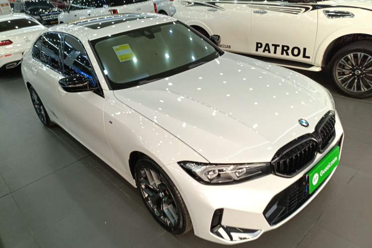 Used BMW 3 Series 2025 330Li M Sport Shadowline Package Front Right 45 Deg