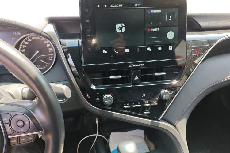 Used Toyota Camry 2021 2.0G Luxury Edition
